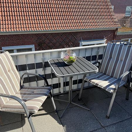 Hotel Peters Neuharlingersiel Zewnętrze zdjęcie