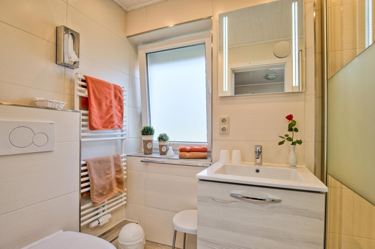 Hotel Peters Neuharlingersiel Zewnętrze zdjęcie