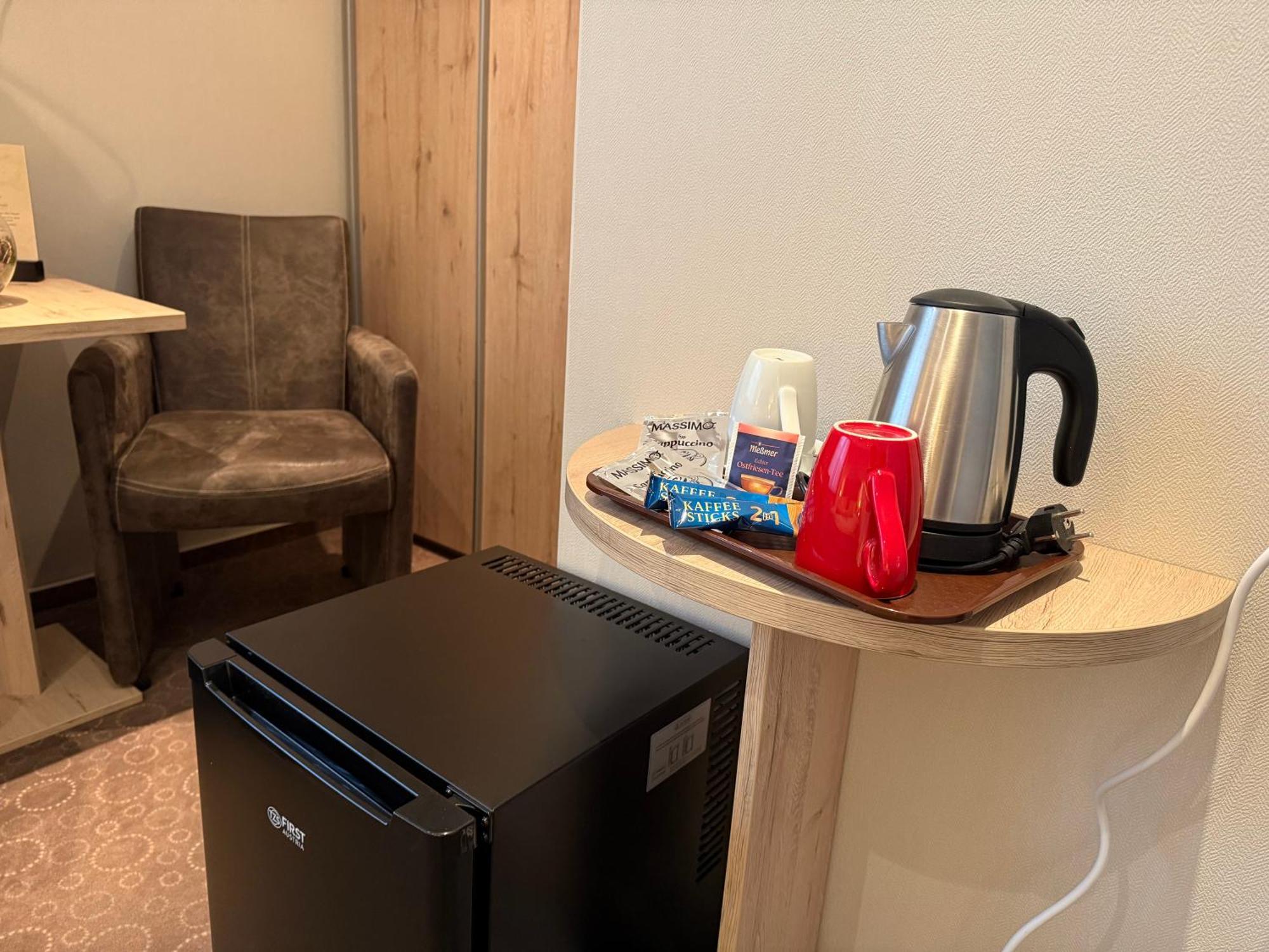 Hotel Peters Neuharlingersiel Zewnętrze zdjęcie