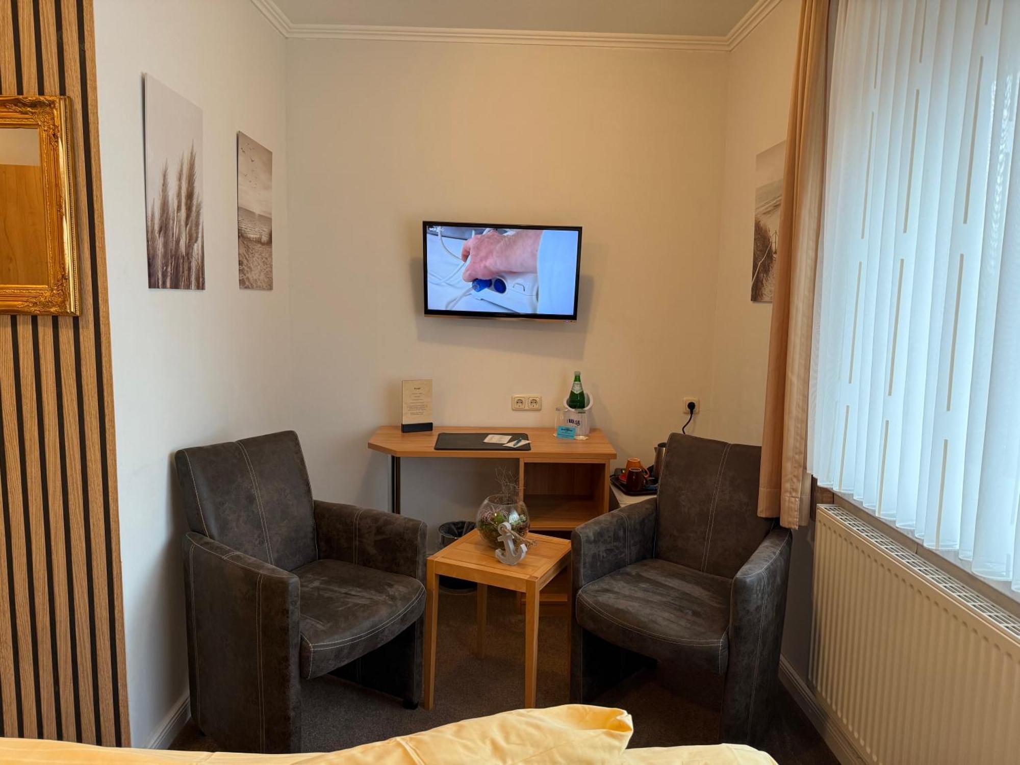 Hotel Peters Neuharlingersiel Zewnętrze zdjęcie